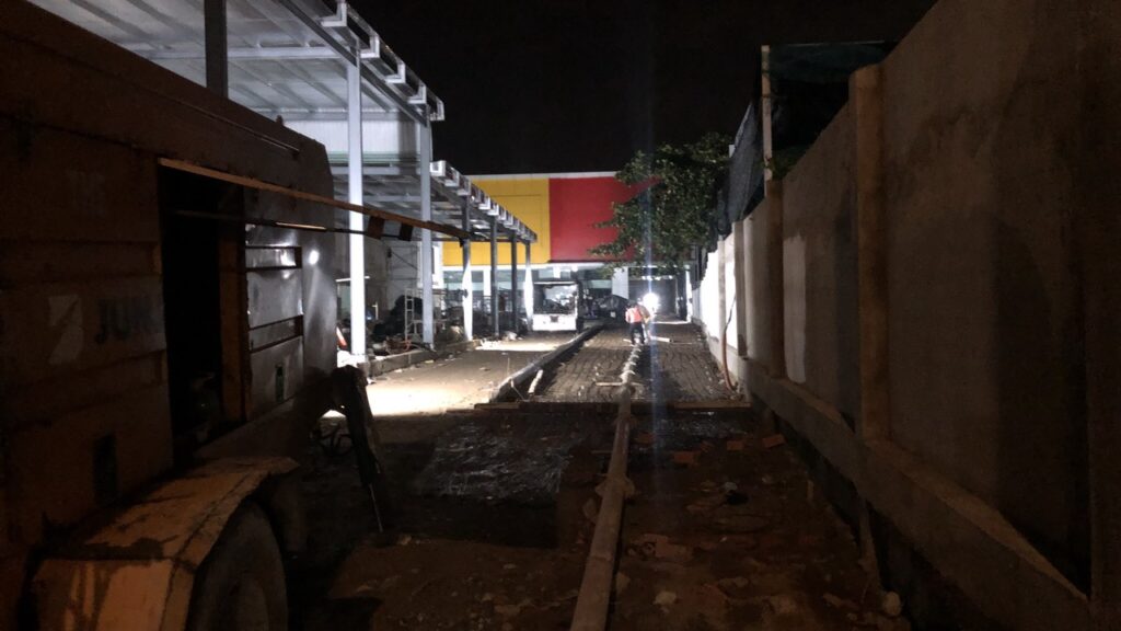 bố trí thép nền thế nào sẽ quyết định tới chất lượng kết cấu nền bê tông sân vườn cafe ba tầng thuộc Depot Bình Tân Rita Võ.